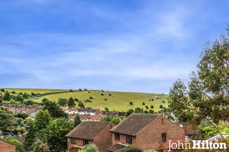 4 Bedroom Detached Bungalow with Stunning Views