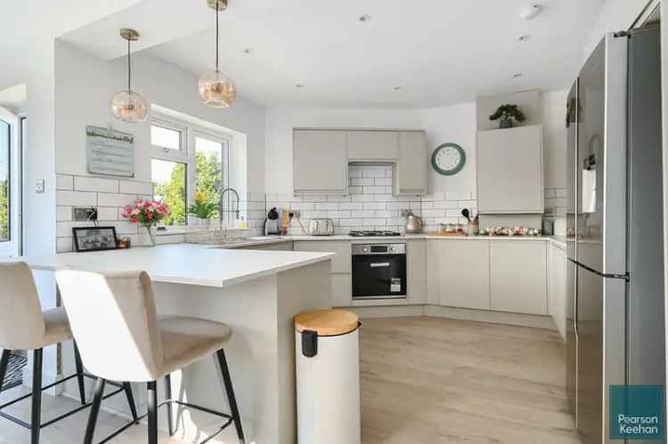 3 Bedroom Semi Detached House to Rent Patcham