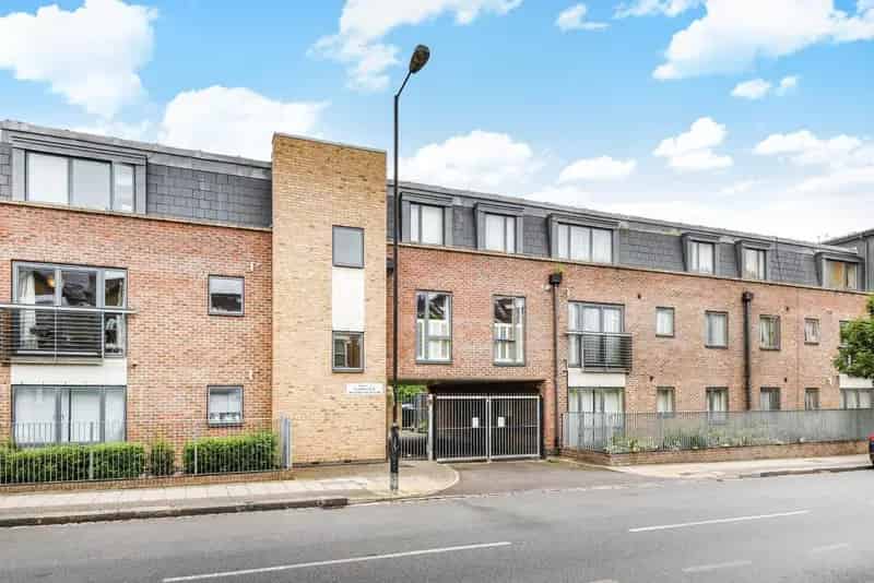 Two Double Bedroom Apartment in Gated Development