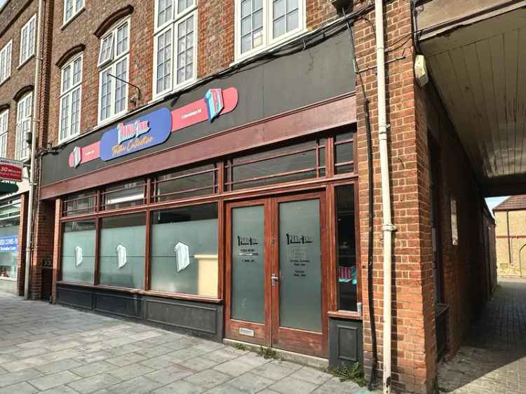 Retail Unit For Lease in Hitchin Town Centre