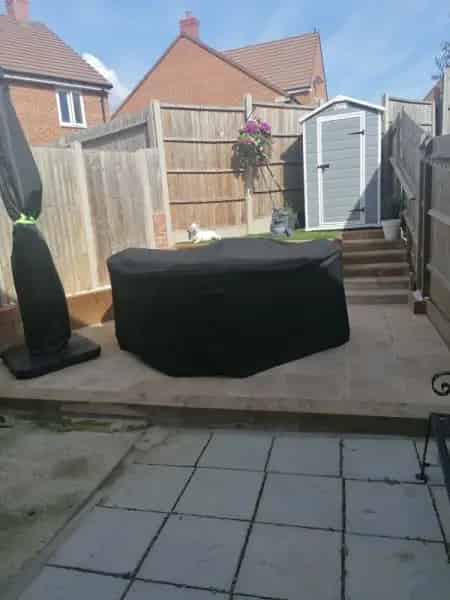 2 Bed Semi Detached House with Parking