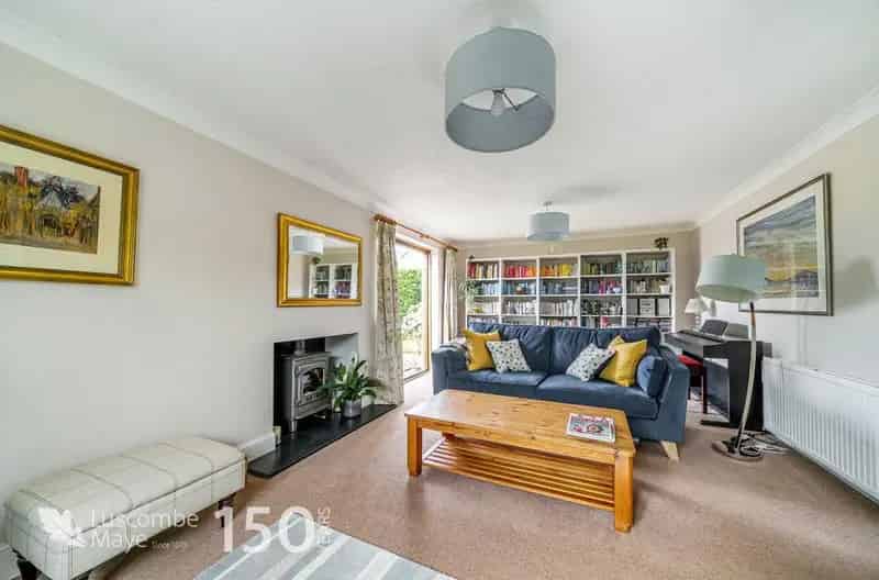 4 Bed Detached House for Sale