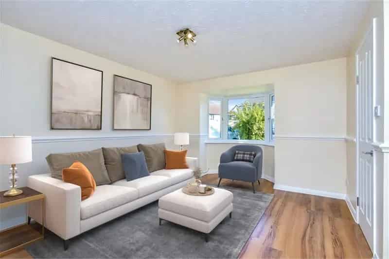 3 Bed House - Semi Detached with 1 Reception Room