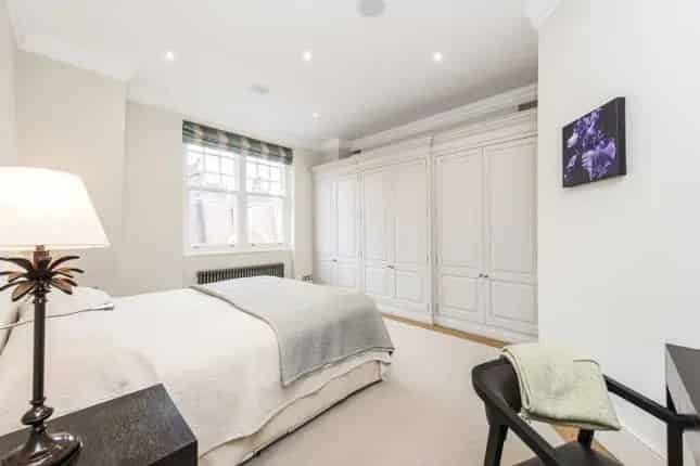 One Bedroom Apartment Sloane Court West London SW3