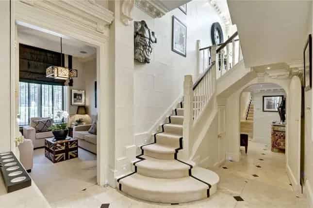 14-Bedroom Detached House Hampstead Village London NW3