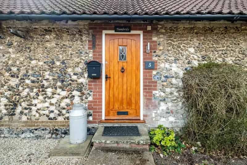 3 Bedroom Detached Bungalow Barn Conversion Ickburgh