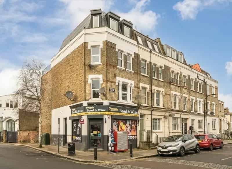 3 Newly Converted Apartments Near Westfield Shepherds Bush