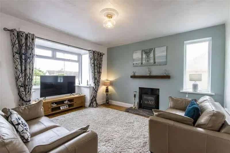2 Bed Detached Bungalow for Sale Modern Kitchen Ample Parking