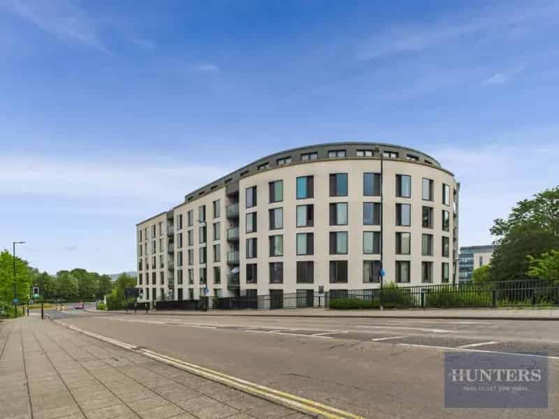 2 Double Bedroom Apartment To Let Cheltenham St James Walk
