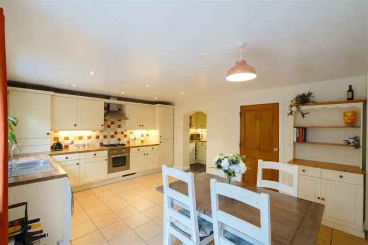 3 Bed Property for Sale in Charnwood Village