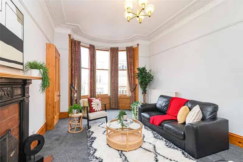2 Bedroom Apartment for Sale Byres Road Glasgow
