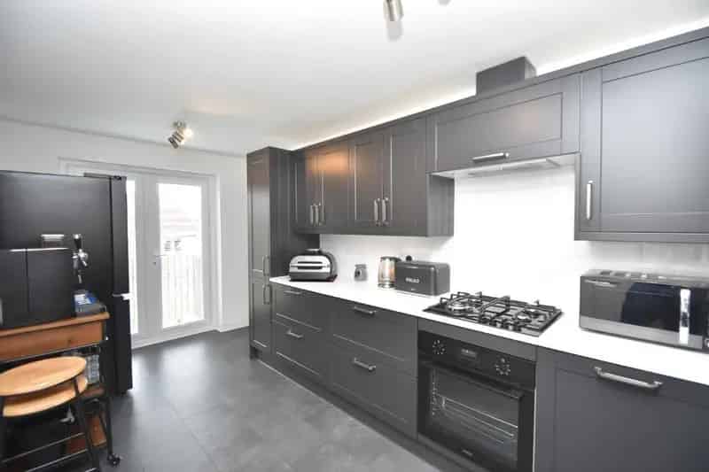 4 Bedroom Detached Villa For Sale
