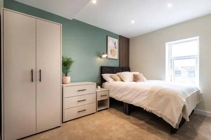 1 bedroom in a house share to rent