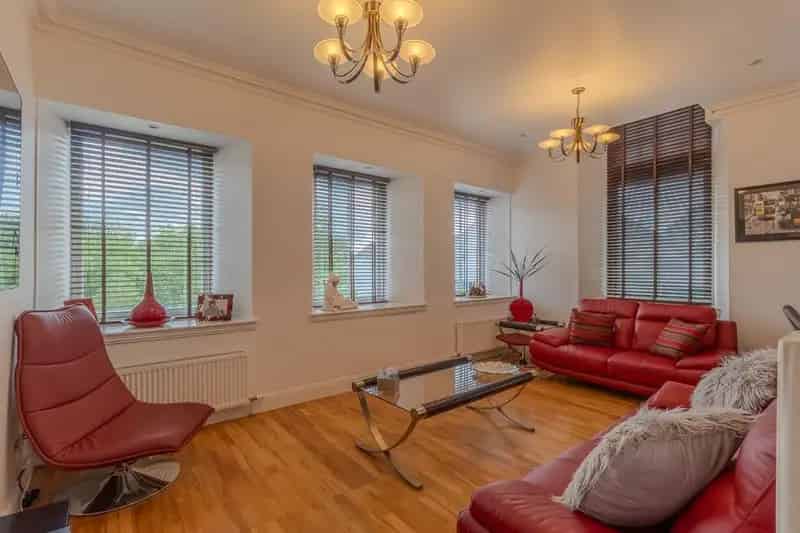 2 Bedroom Flat for Sale Gartloch Village Glasgow