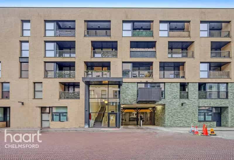 1 Bedroom Apartment for Sale in Chelmsford