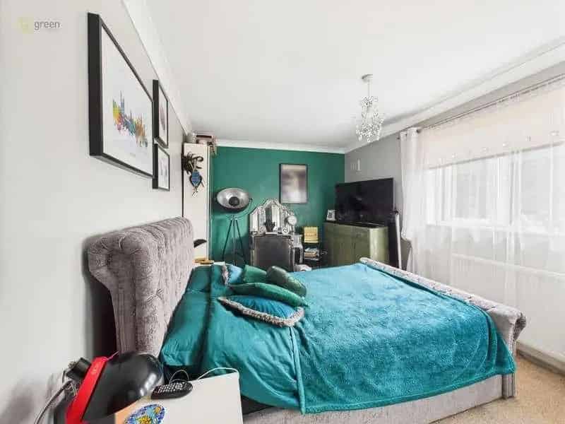 3 Bed Mid Terrace House for Sale