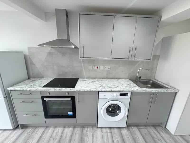 1 Bedroom Flat House to Rent Near Prospect Park
