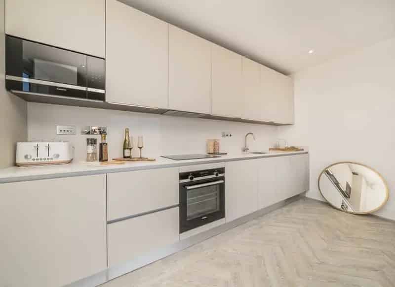 Luxury 2-Bedroom Apartment in Kew Near Richmond