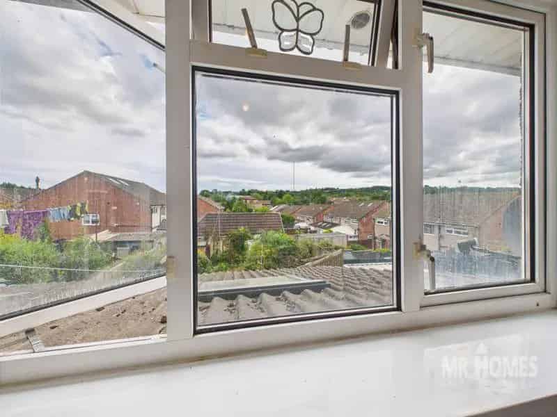 3 Bed End of Link Family Home South Facing Garden Cardiff