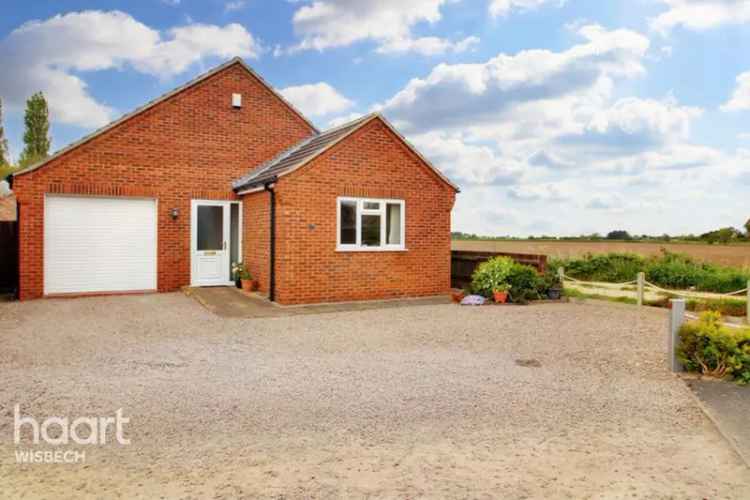 3 bedroom detached bungalow for sale