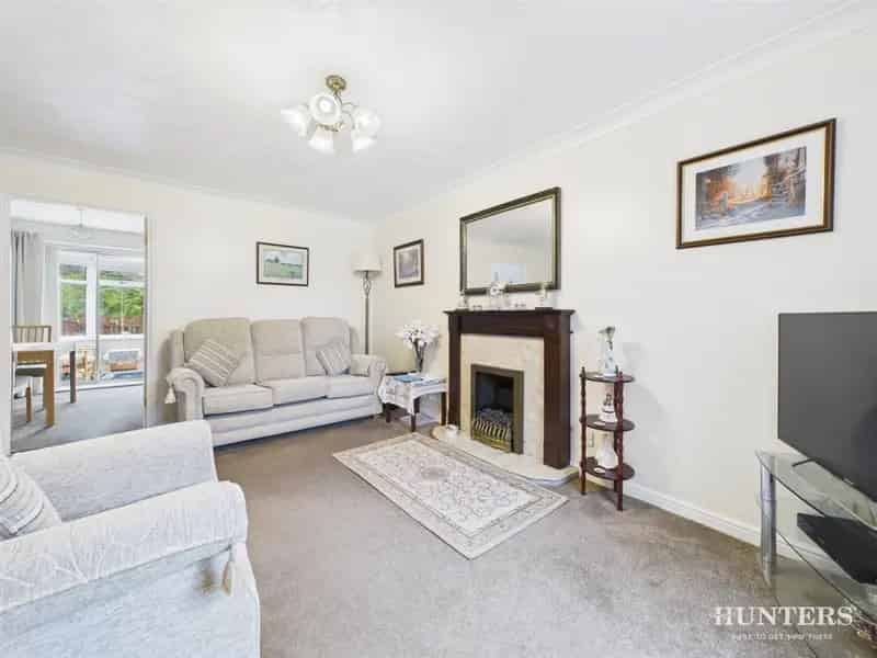 2 bedroom House
 For Sale