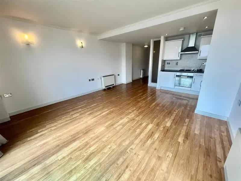 Stunning One Bedroom Apartment Near Nottingham Train Station