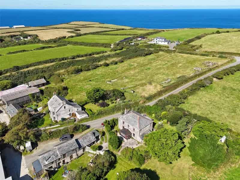 5 Bedroom Detached Farmhouse Near Boscastle Cornwall