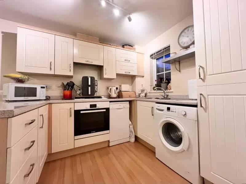 2 Bedroom Apartment for Sale Repton Park Ashford