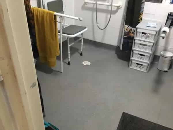 Seafront Adapted Flat Wheelchair Accessible Lift Parking Garden Pets Allowed