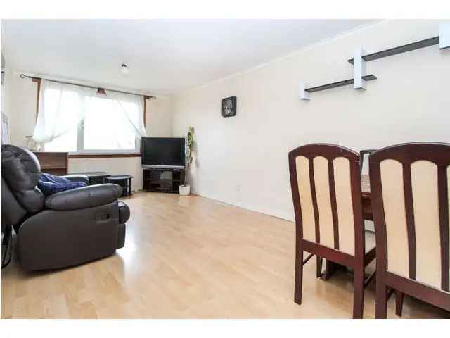 2 Bedroom Flat for Sale in Aberdeen Cornhill