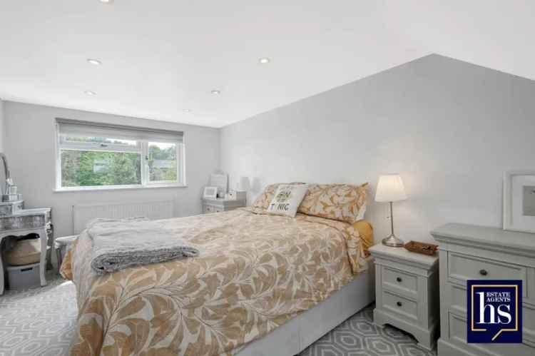 2 Bedroom Semi-Detached Bungalow for Sale Brentwood