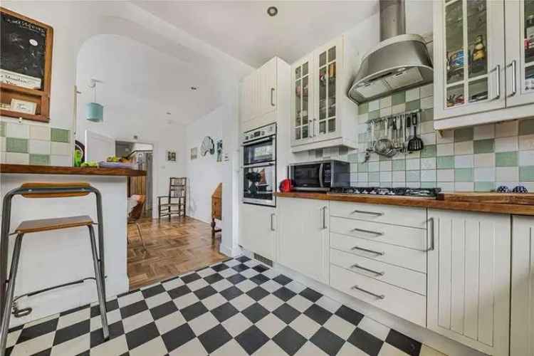 5 Bedroom Family Home For Sale