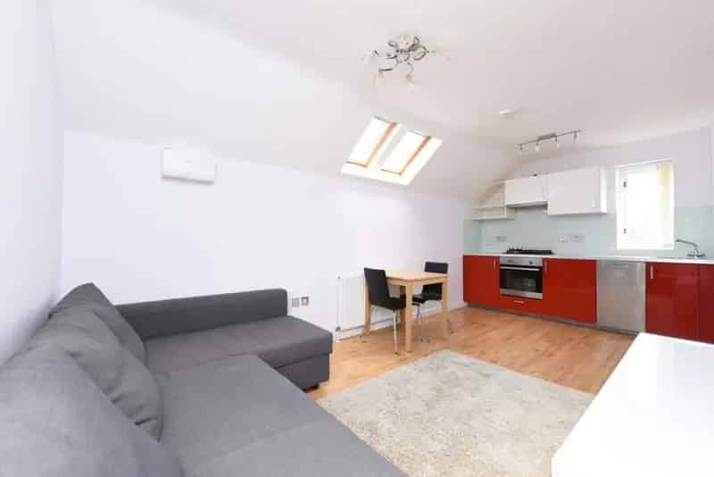 1 Bedroom Flat To Rent Available 12092025