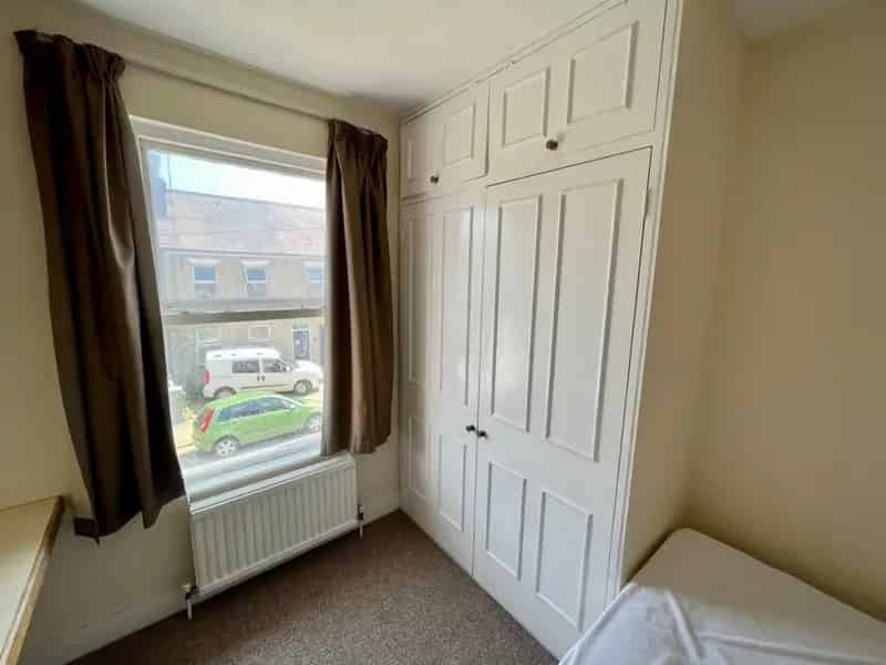 1 Bedroom Flat To Rent