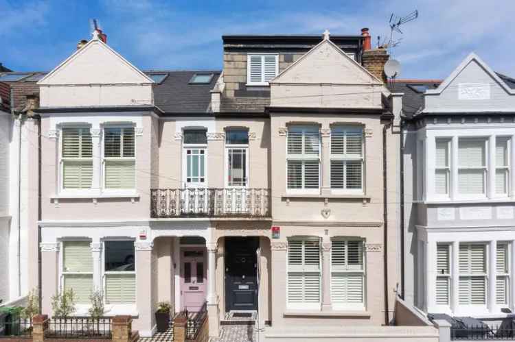 Terraced House to rent with 7 bedrooms, Ringmer Avenue, London