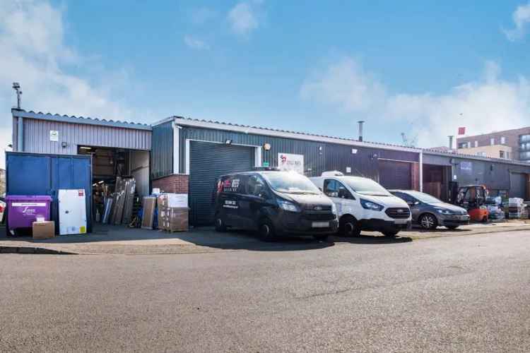 Warehouse Unit SW London 4m Eaves Height 2 Car Parking Spaces 247 Access