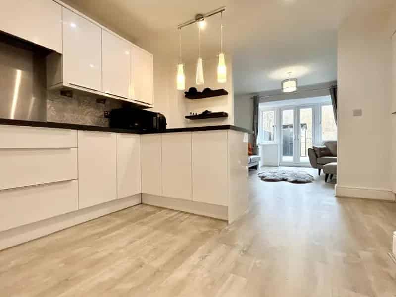 3 Bedroom Townhouse For Sale
