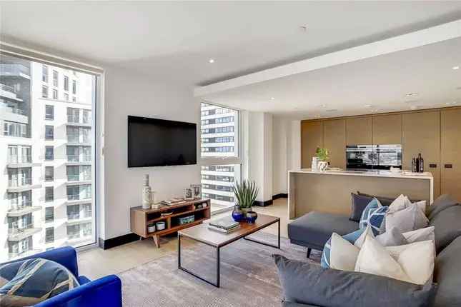 Flat for sale in Glenthorne Road, London W6