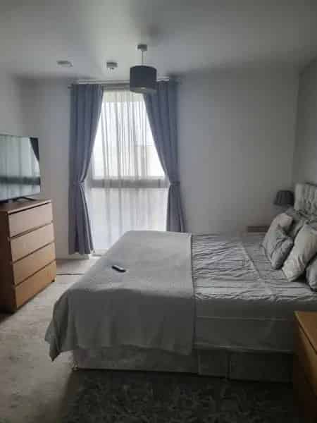 2-Bedroom Flat with Underground Parking and Large Balcony