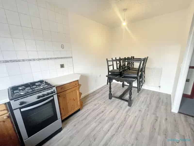 2 Bed Property for Sale near Acocks Green Village
