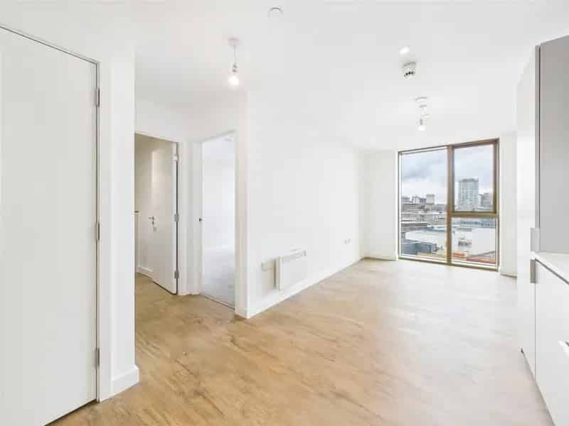 1 Bedroom Apartment for Sale in Birmingham Southside