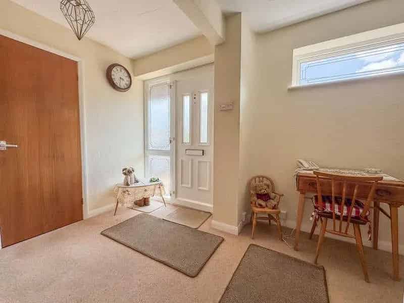 4 Bed Detached House For Sale