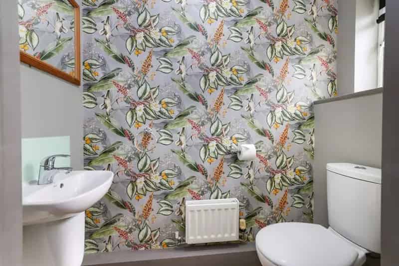 3 Bed Semi Detached House Devizes