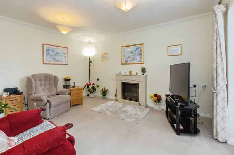 2 Double Bedroom Retirement Apartment Oscar Lodge