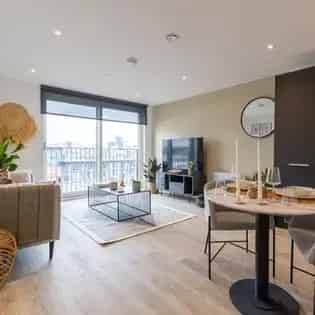 174 m² 1 Room Flat Birmingham Flexible Tenancy Pet-Friendly Parking