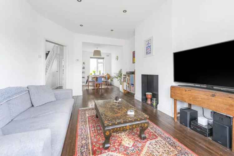 Two Double Bedroom Victorian Terrace House For Rent