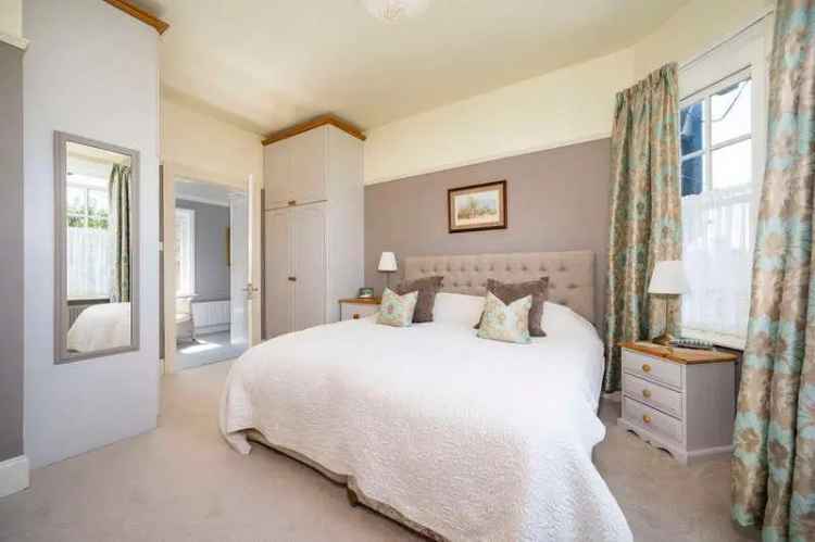 4 Bed Detached House For Sale