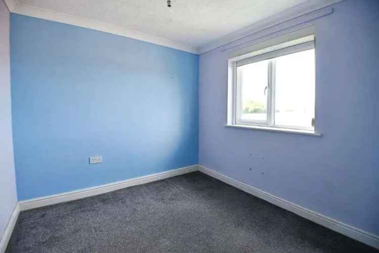 5 Bed Detached House for Sale - Large Family Home