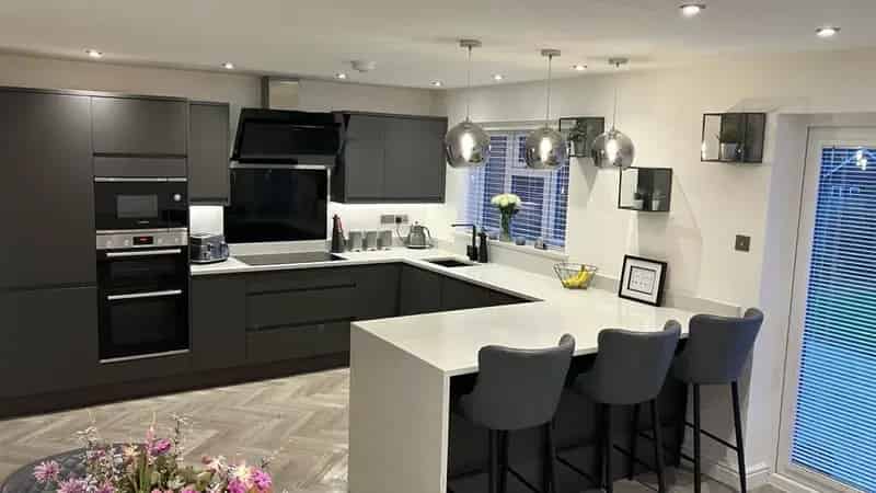 Four Bedroom Modern Family Home in Coleshill