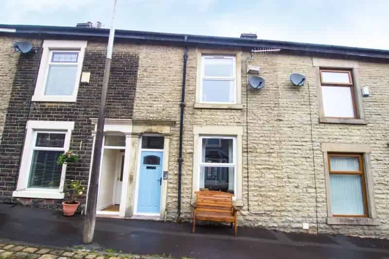 4 bed property for sale